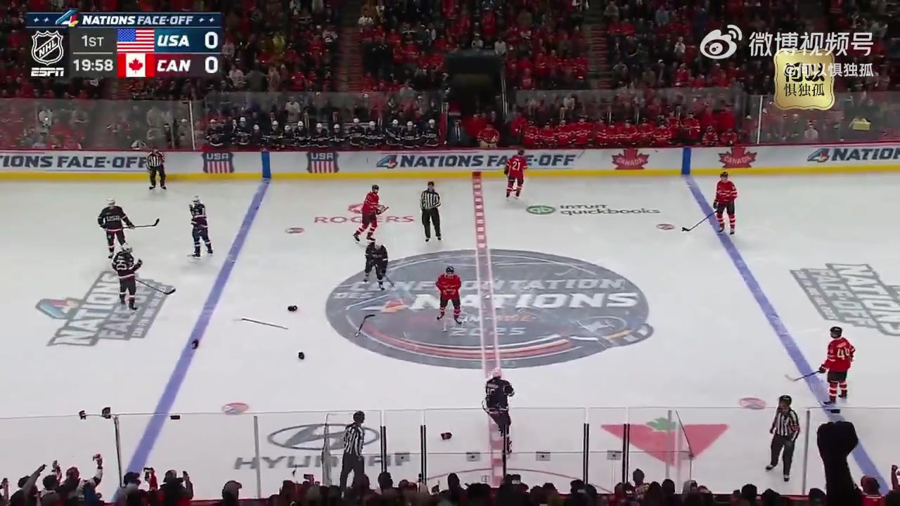 全武行！美加冰球赛9秒3次斗殴拳拳到肉，加拿大球迷狂嘘美国国歌